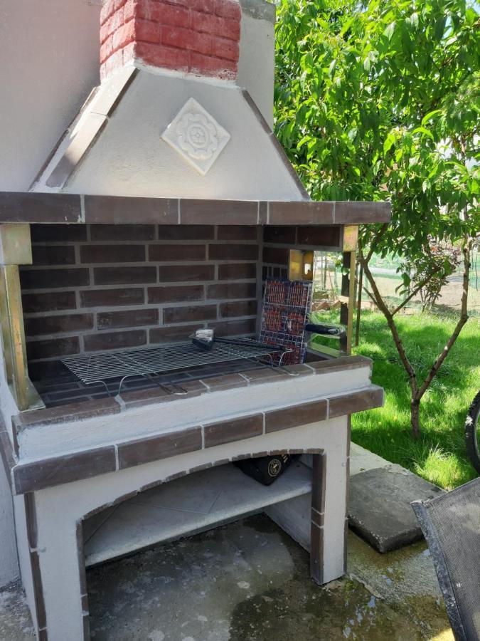 Soula'S Sunshine Green Apartment Nea Karvali Exterior foto